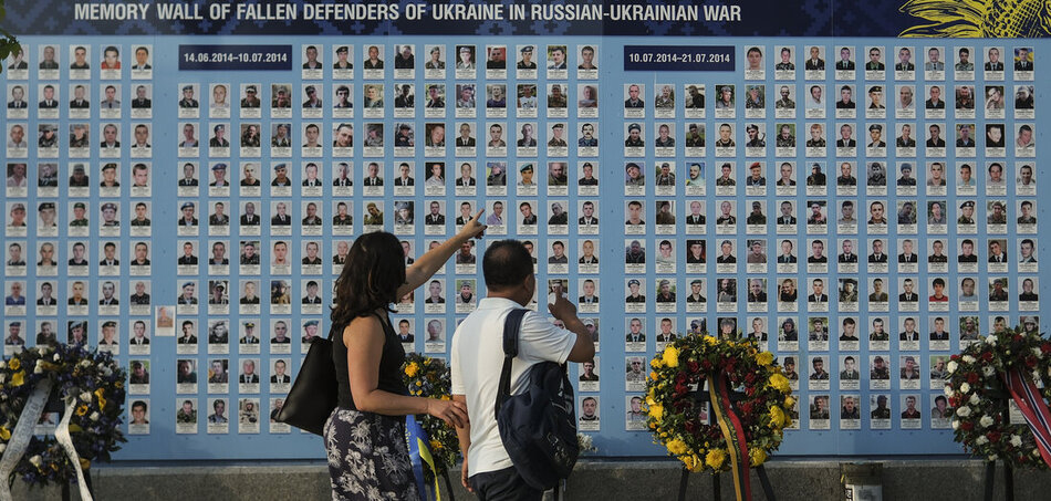 mindesmærke-faldne ukrainske soldater